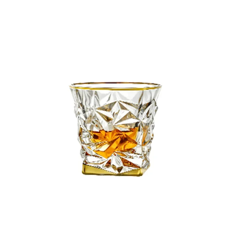 Goldbemalter Whiskybecher aus  – Wine Beer Pairing Bewertung und Preis